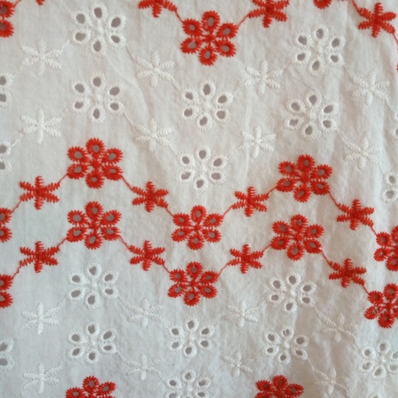 Miami Summer Eyelet Lace Dress - Picture 2 of 8